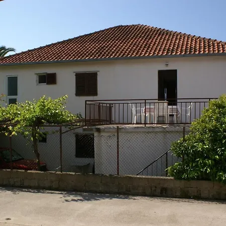 4526b Апартаменты *